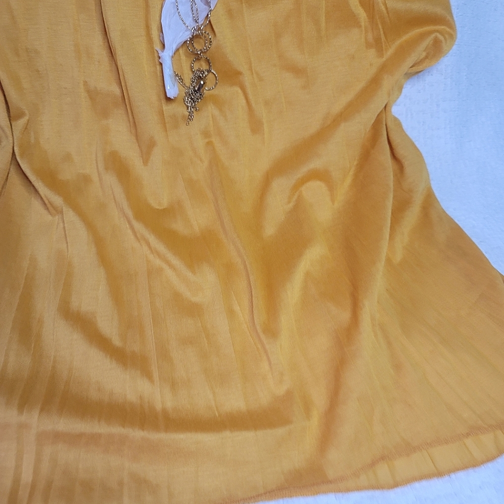 BLOUSE / polyester 100%//  FOR CLOSET CLOSING ONLY - Picture 3 of 5